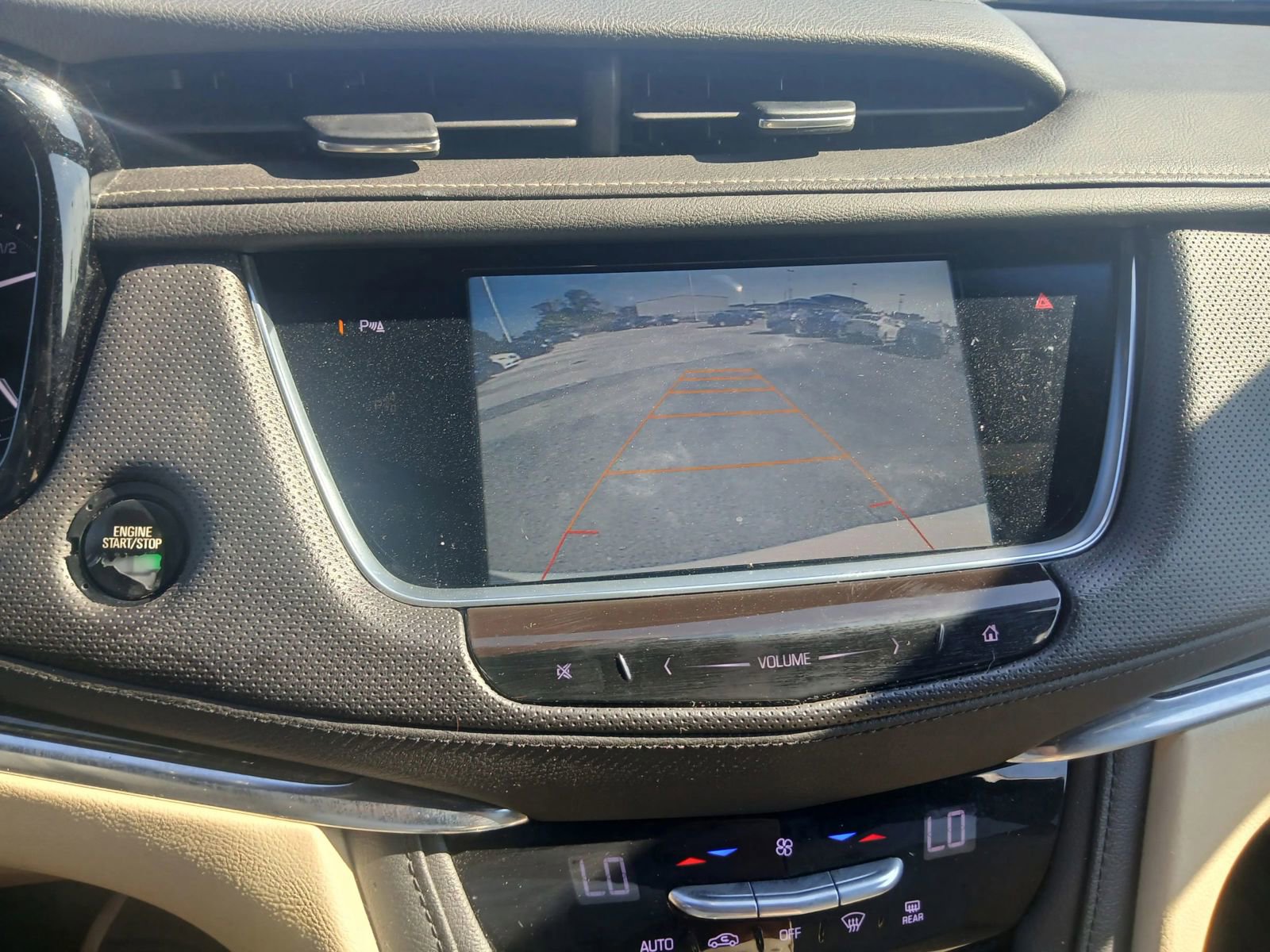 Used 2017 Cadillac XT5 FWD w/ LPO, Wheel Lock Package image 31