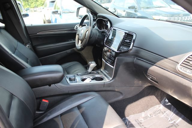 Used 2021 Jeep Grand Cherokee Limited AWD/4WD image 35