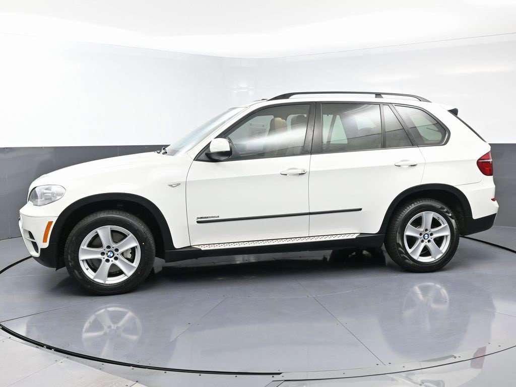 Used 2012 BMW X5 xDrive35d image 7