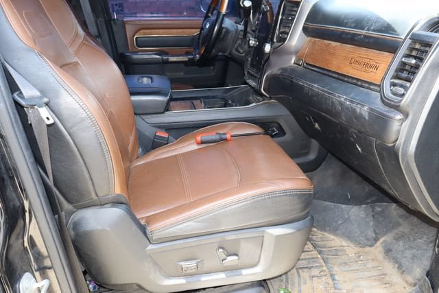 Used 2022 RAM 3500 Limited AWD/4WD image 16