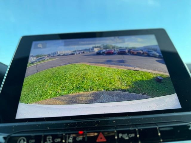 New 2026 Jeep Compass Limited image 33