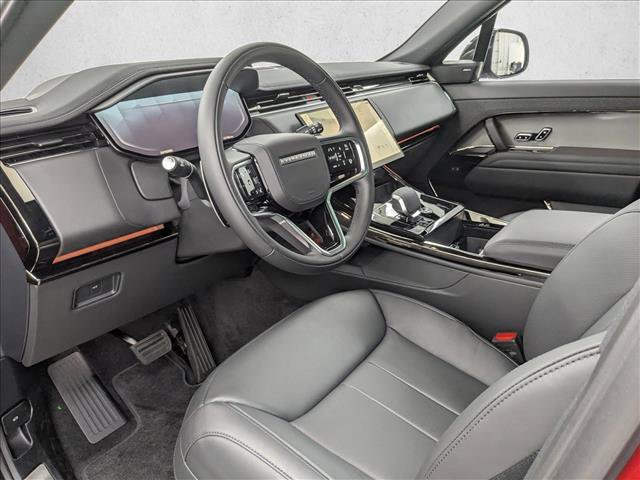 New 2025 Land Rover Range Rover Sport SE image 4