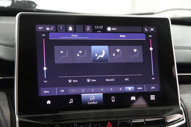 Used 2022 Jeep Compass Latitude image 11