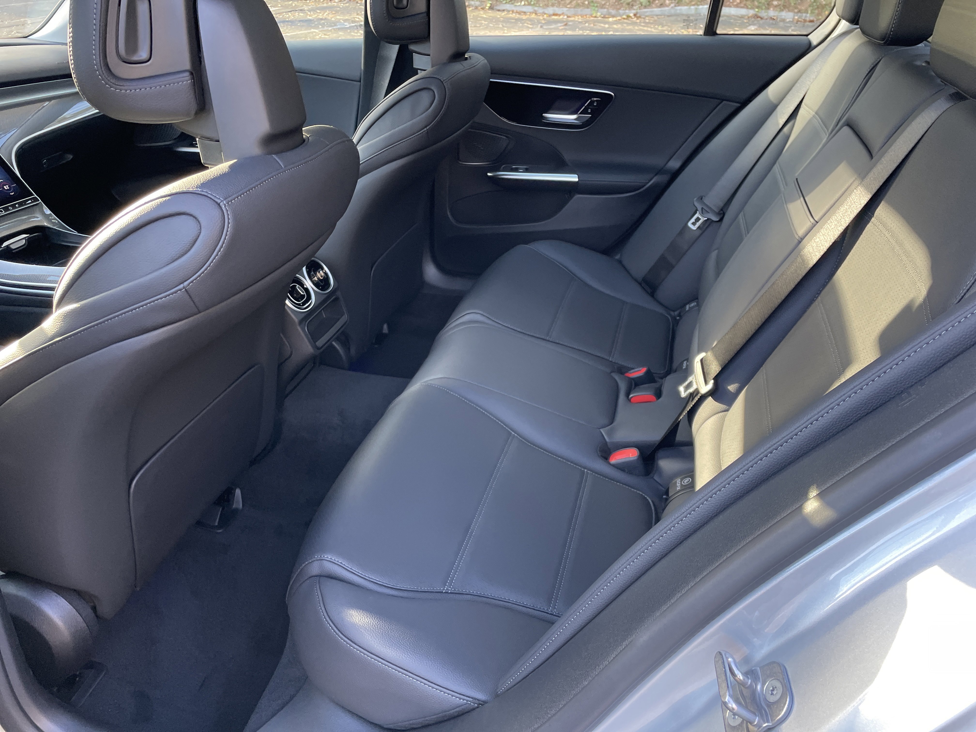 New 2026 Mercedes-Benz C 300 Sedan image 36