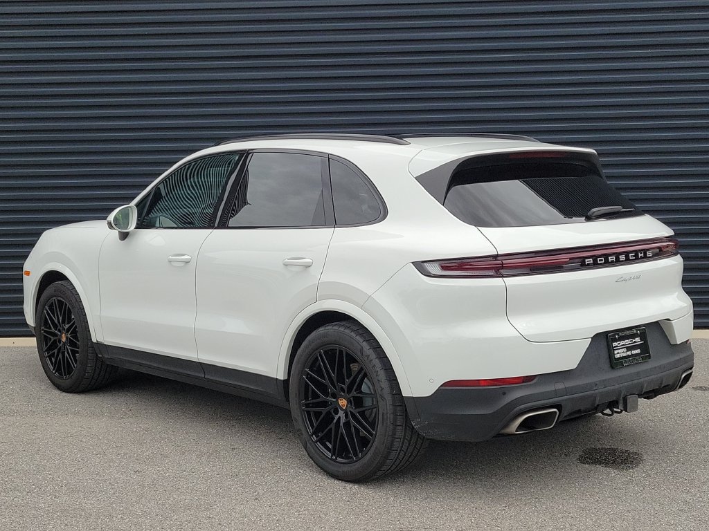 Certified 2026 Porsche Cayenne AWD/4WD image 3