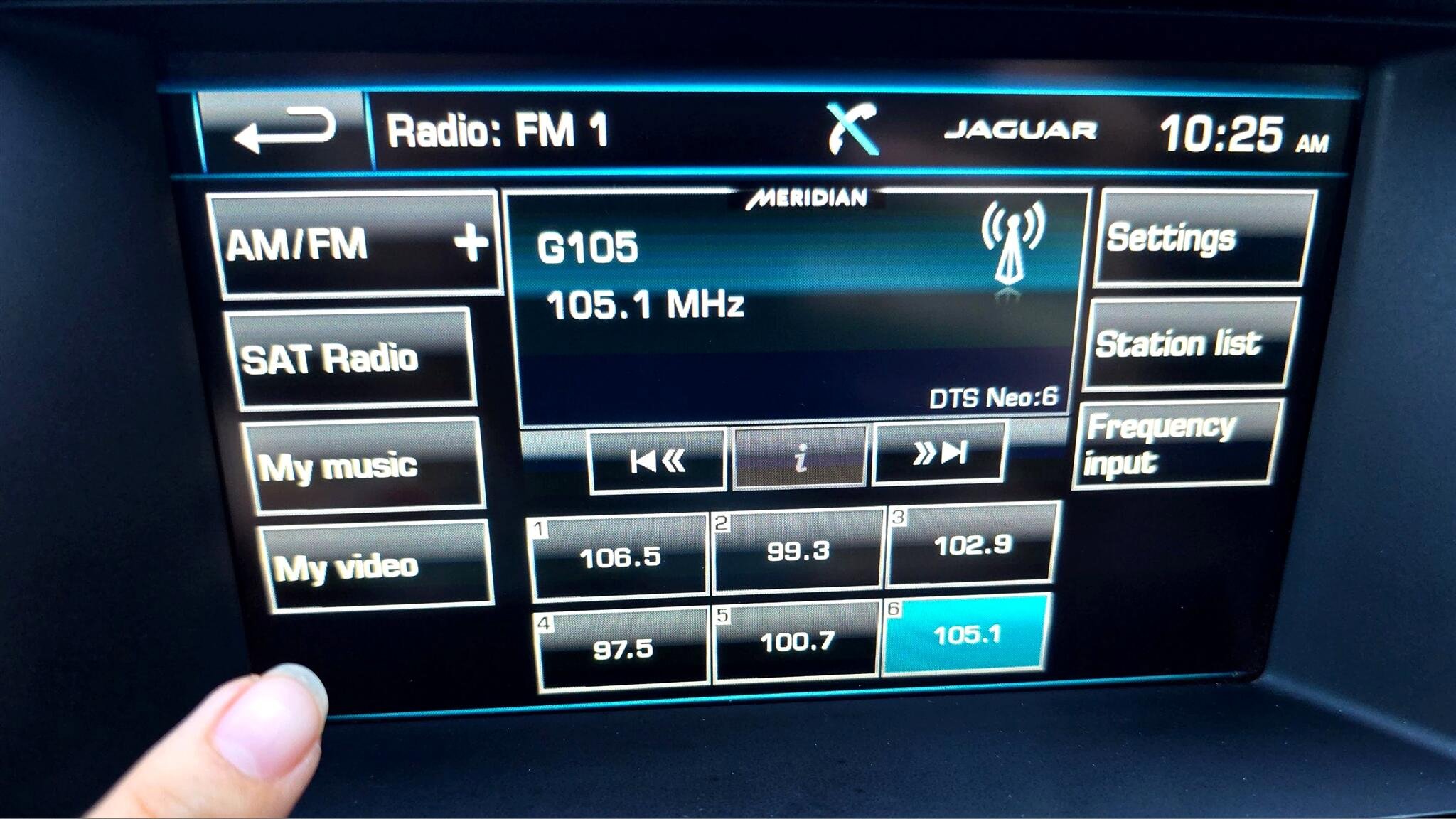 Used 2016 Jaguar F-TYPE R image 30