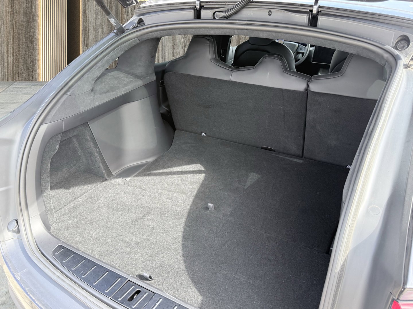 Used 2024 Tesla Model X Long Range image 18