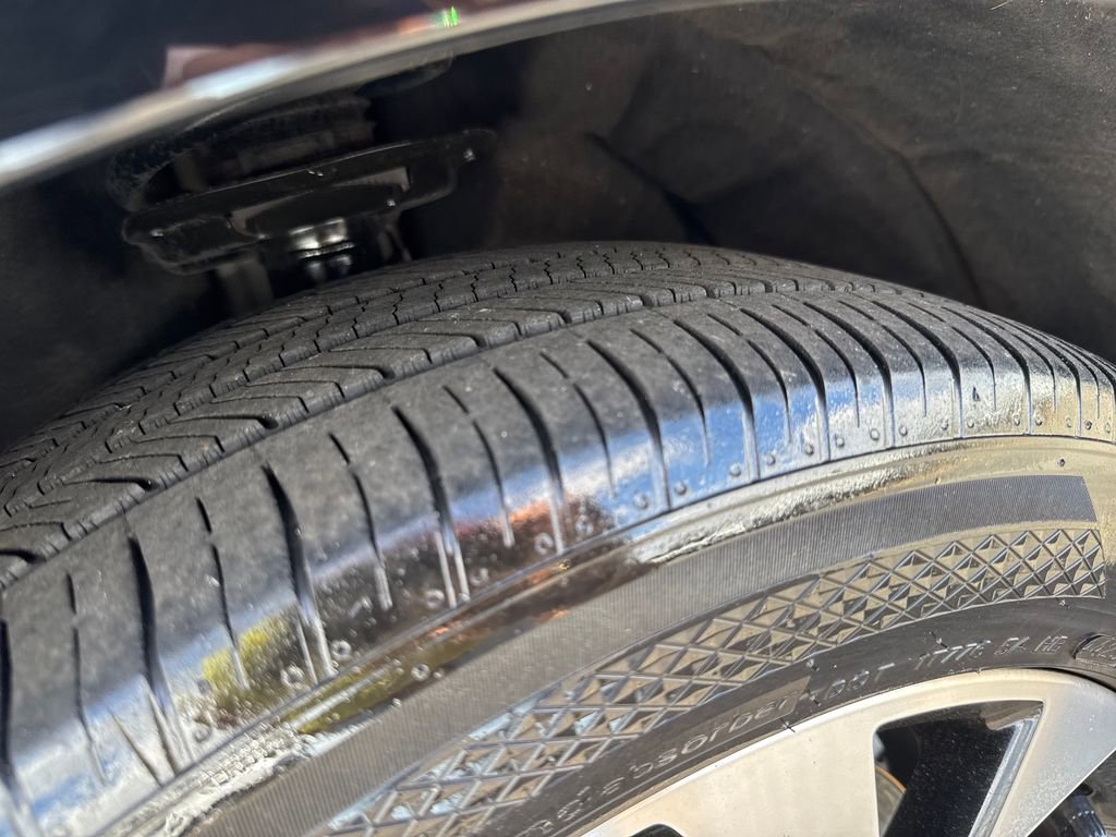 Used 2021 Ford Mustang Mach-E Premium image 16