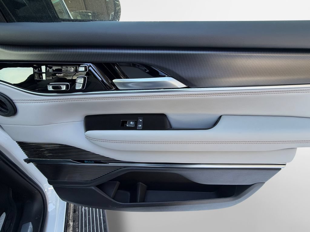 New 2026 Jeep Grand Wagoneer L Summit AWD/4WD image 35