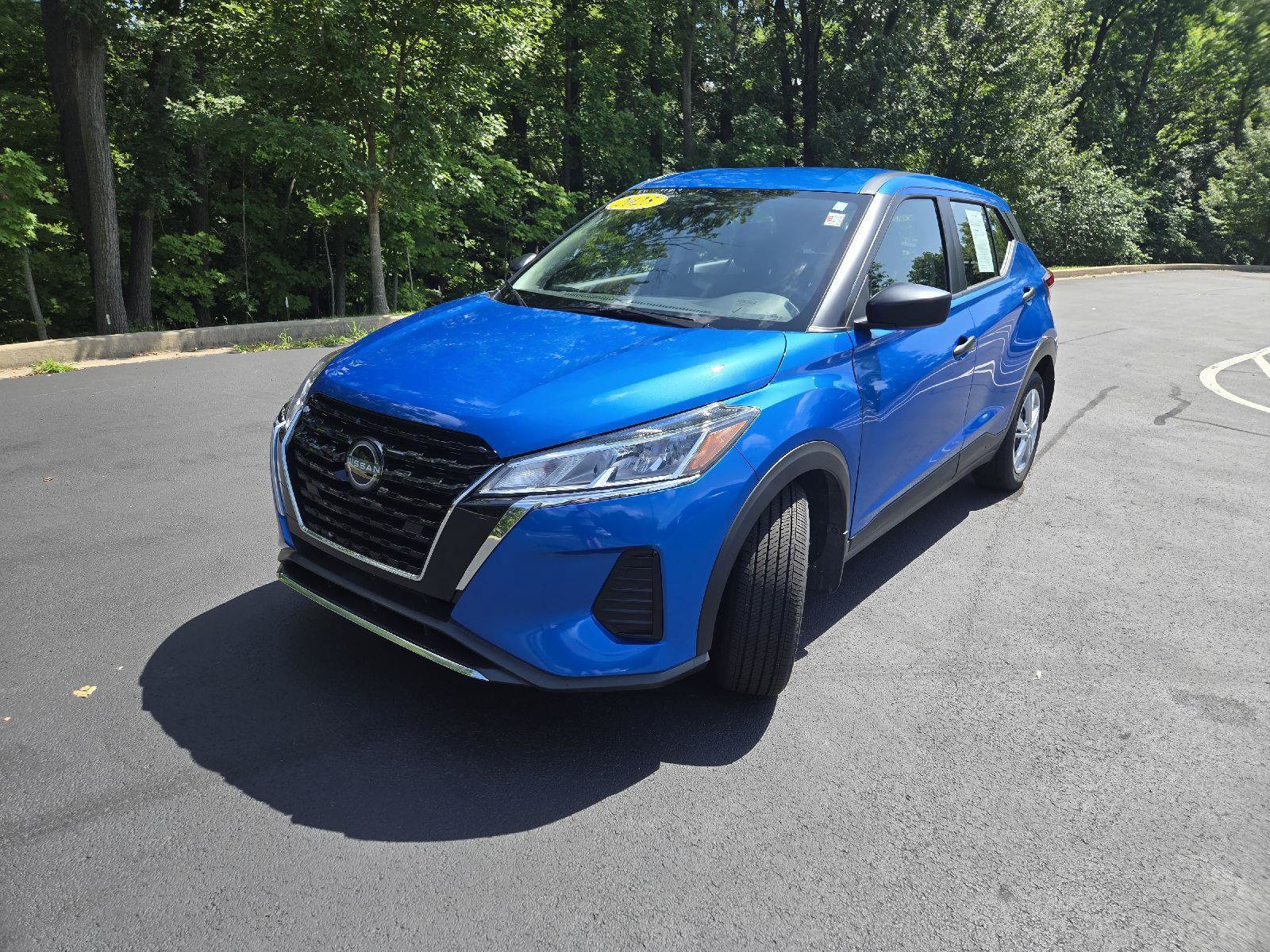 Used 2025 Nissan Kicks Play S FWD image 4