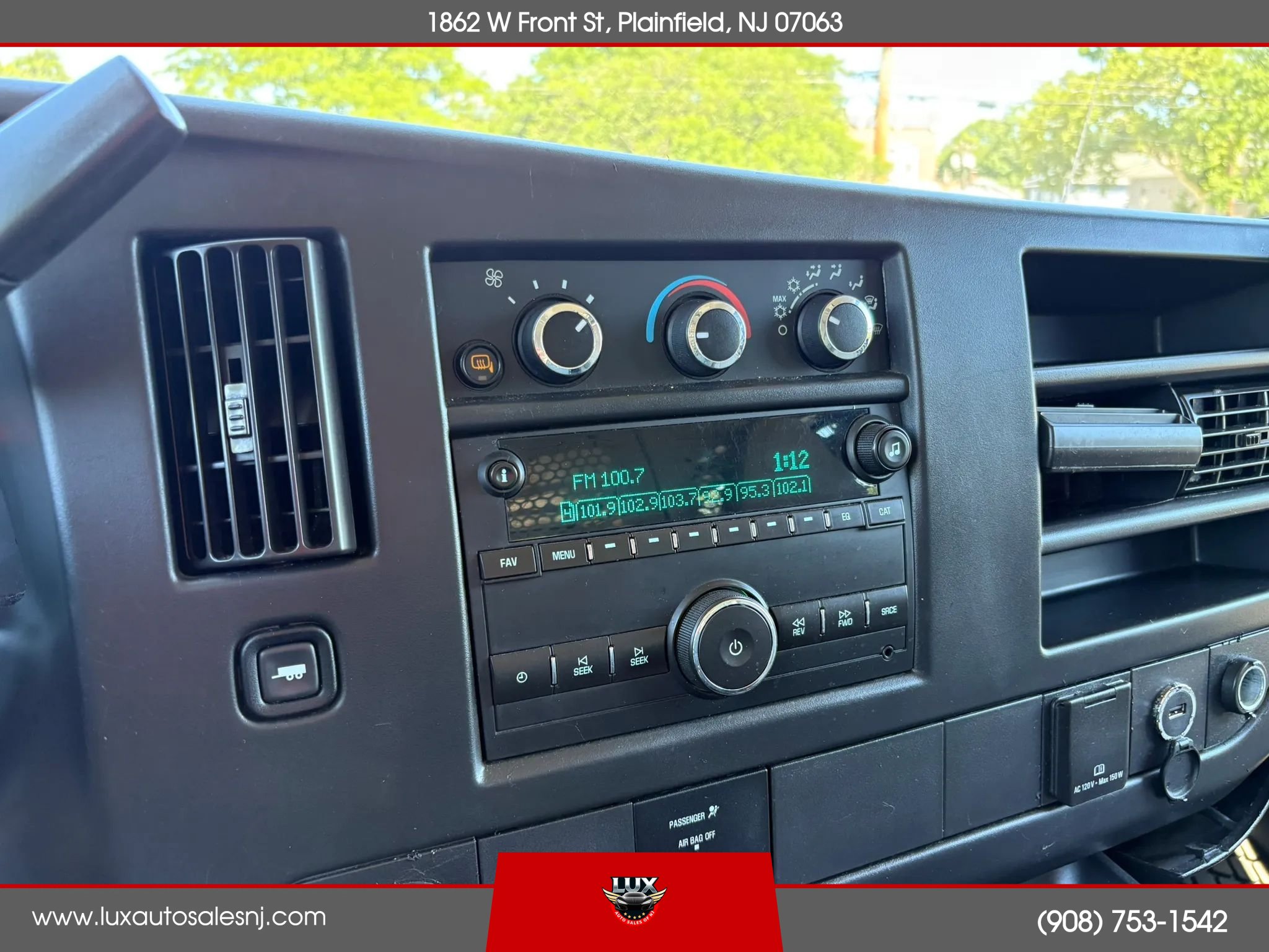 Used 2017 GMC Savana 2500 RWD image 20