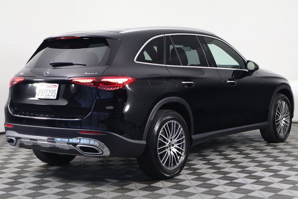 Certified 2026 Mercedes-Benz GLC 300 4MATIC image 4