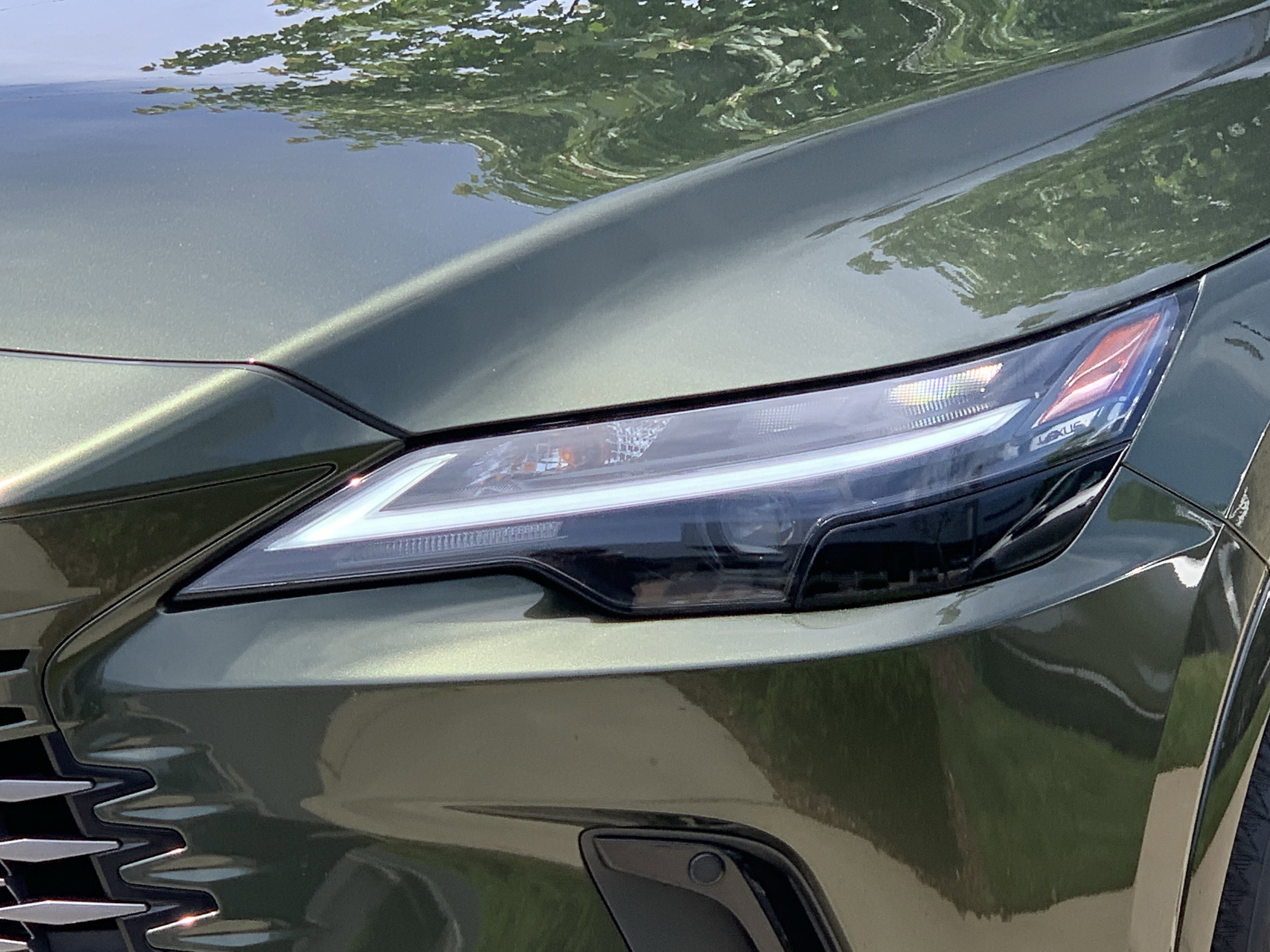 Certified 2025 Lexus RX 350 Premium w/ Accessory Package (Z1) FWD image 6