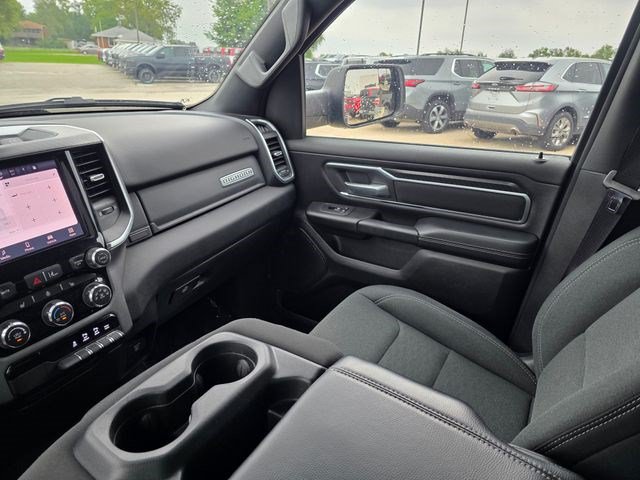 Used 2025 RAM 1500 Big Horn AWD/4WD image 34