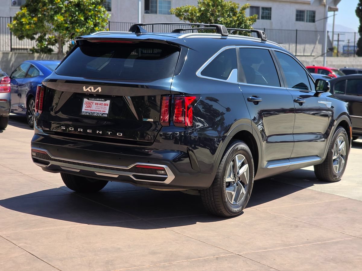 Used 2022 Kia Sorento S FWD image 12