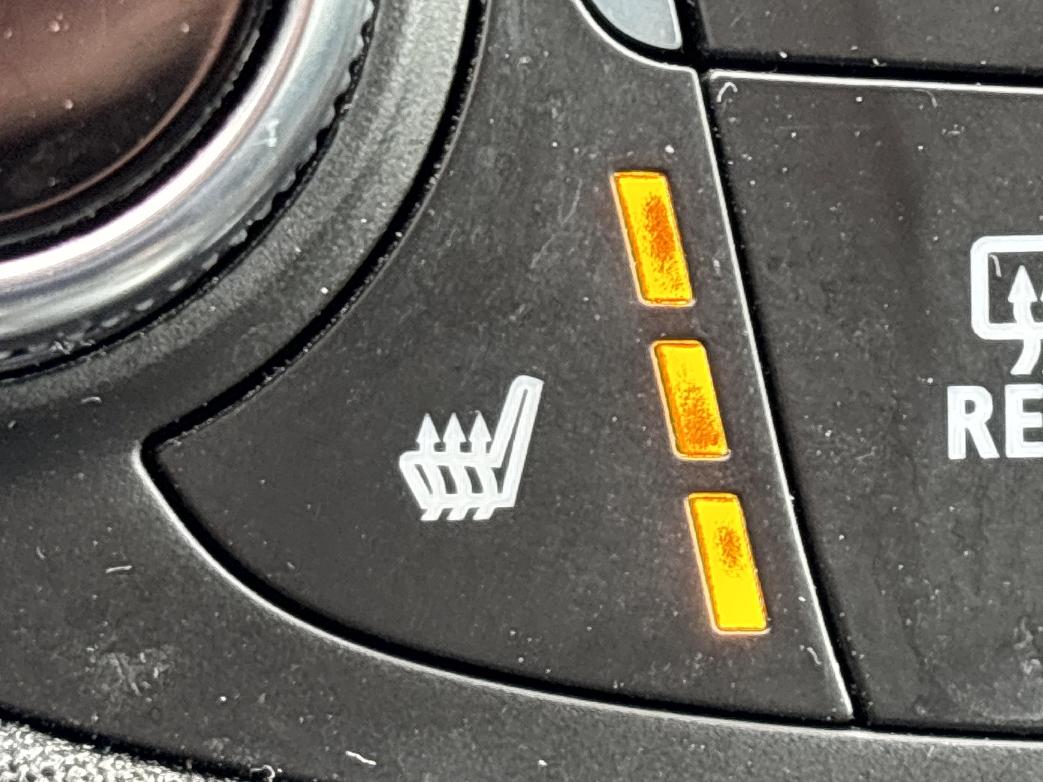 Used 2023 Chevrolet Malibu LT image 28