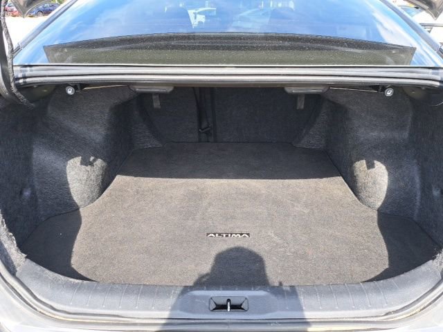 Used 2023 Nissan Altima 2.5 SV FWD image 12