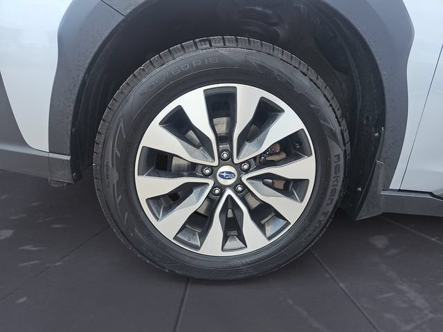 Used 2023 Subaru Outback Limited AWD/4WD image 14
