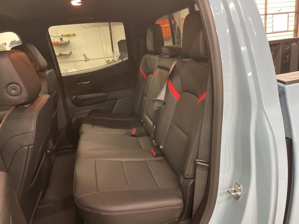 New 2026 Chevrolet Colorado Z71 w/ Technology Package AWD/4WD image 24