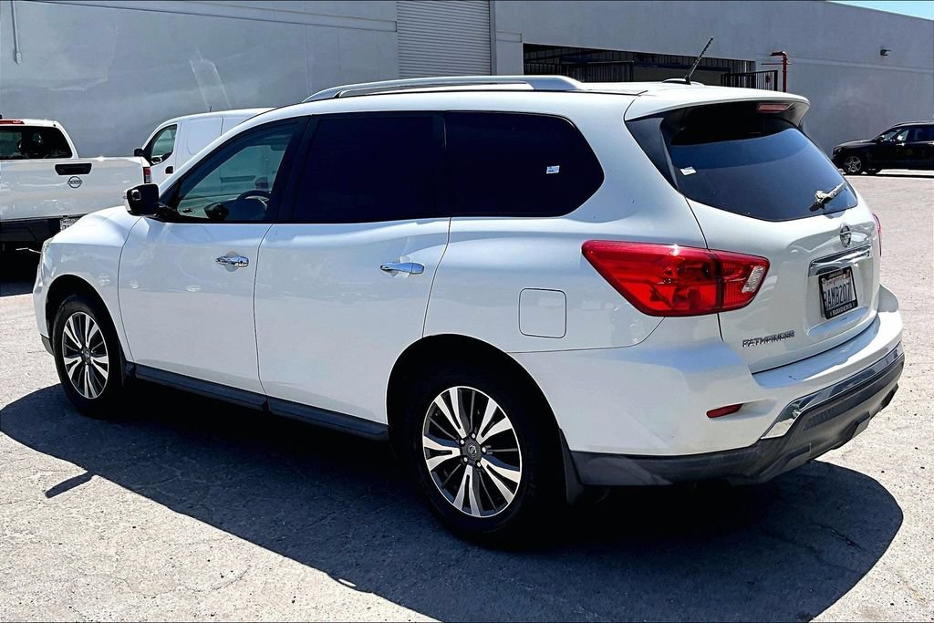Used 2017 Nissan Pathfinder S FWD image 6