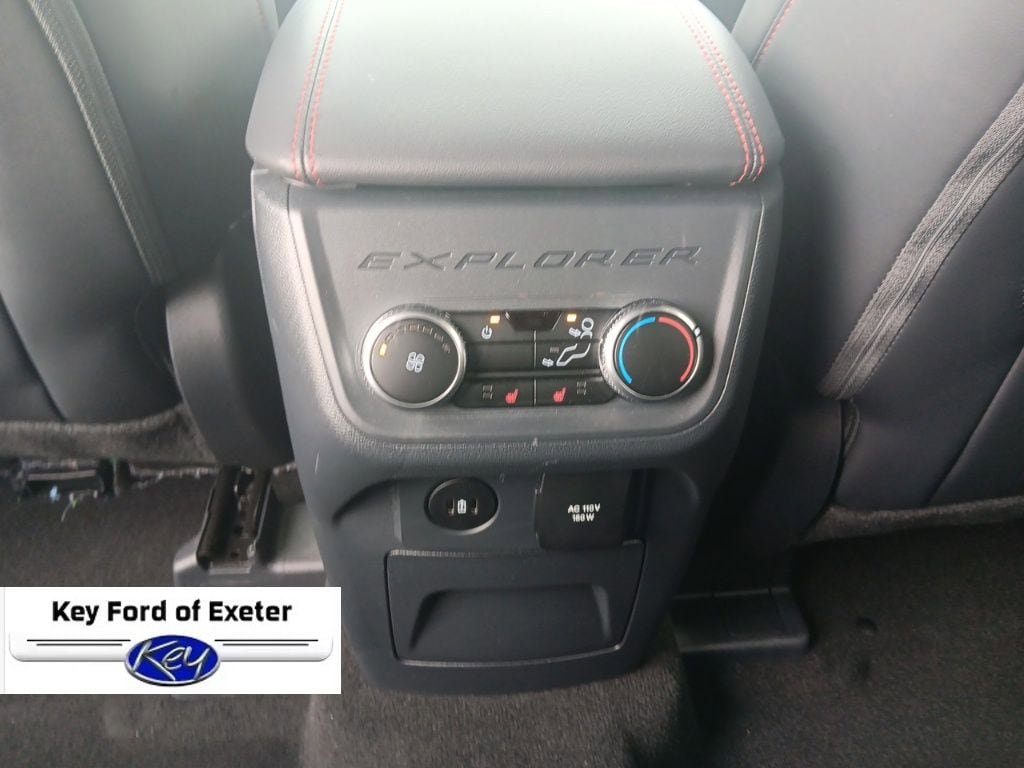 Used 2025 Ford Explorer ST-Line w/ Premium Package image 19