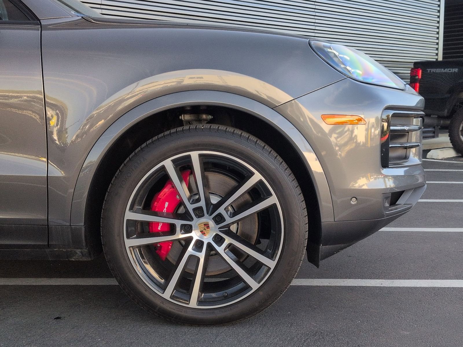 Certified 2025 Porsche Cayenne S image 12