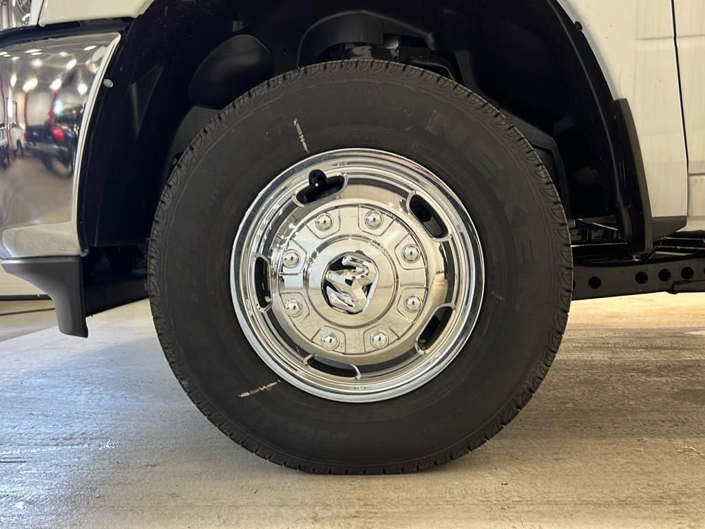 New 2024 RAM 3500 Tradesman image 33