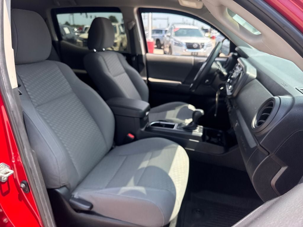Used 2023 Toyota Tacoma SR AWD/4WD image 10