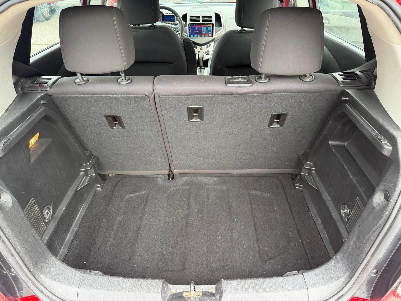 Used 2015 Chevrolet Sonic LT w/ Fun and Sun Package FWD image 24