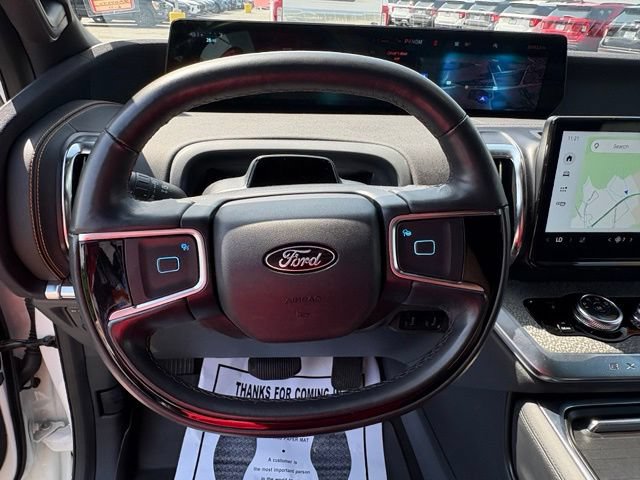 Used 2025 Ford Expedition Tremor AWD/4WD image 16
