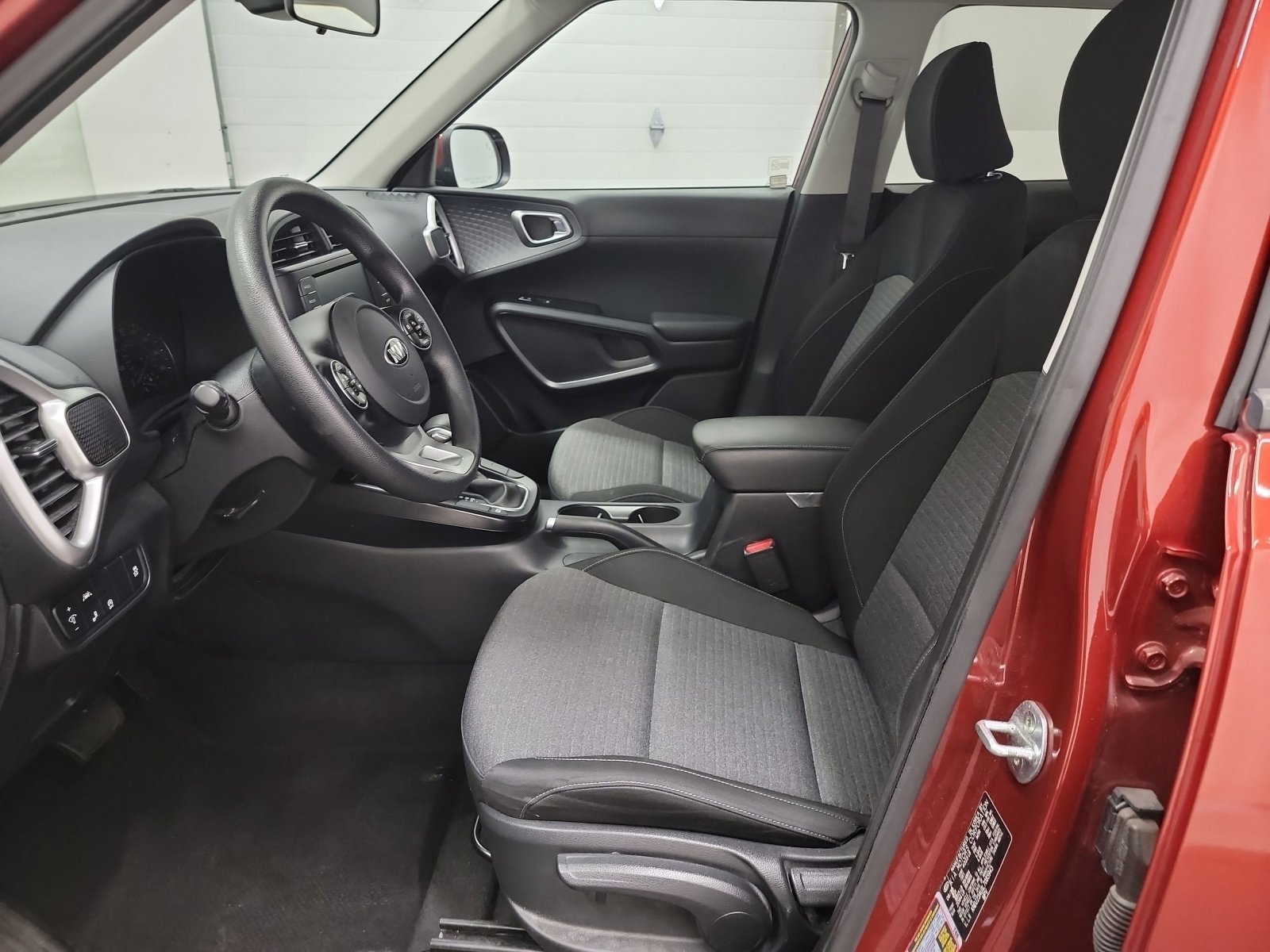 Used 2020 Kia Soul S FWD image 6