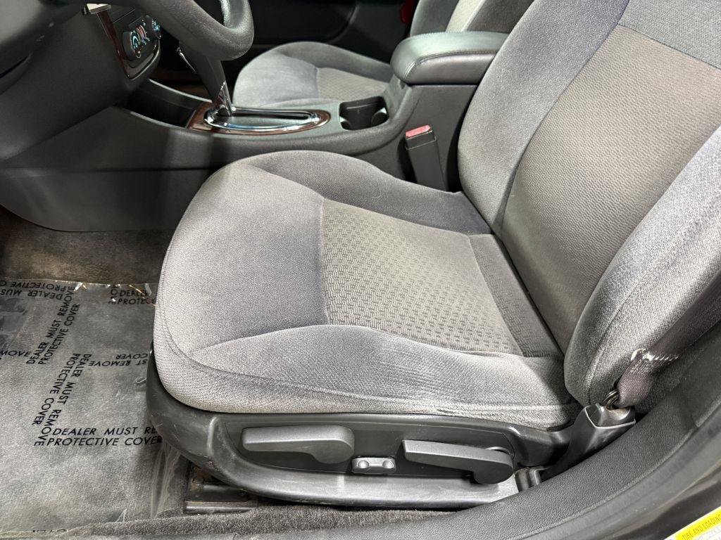 Used 2009 Chevrolet Impala LT FWD image 9