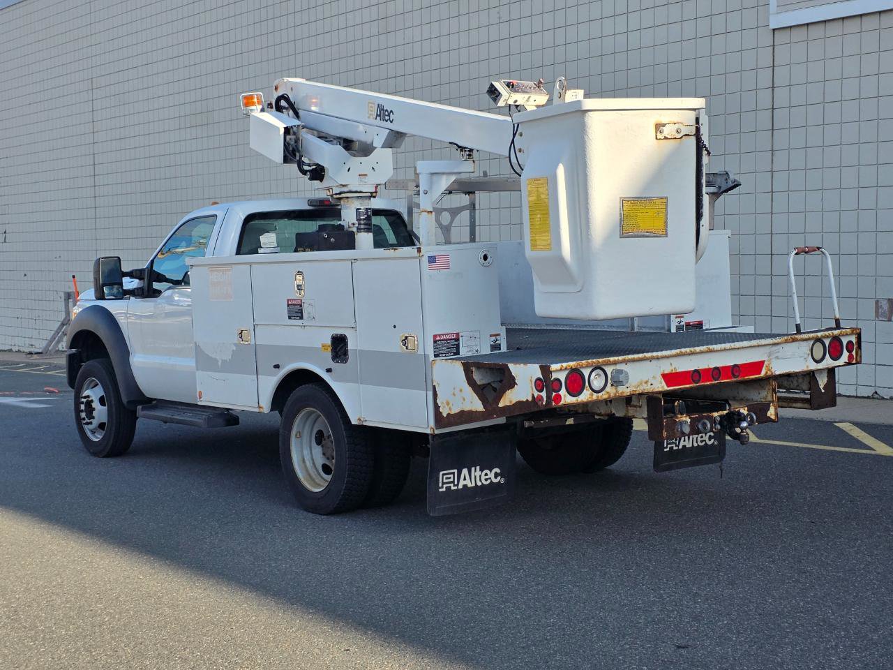 Used 2013 Ford F450 XL w/ Snow Plow Prep Pkg image 5