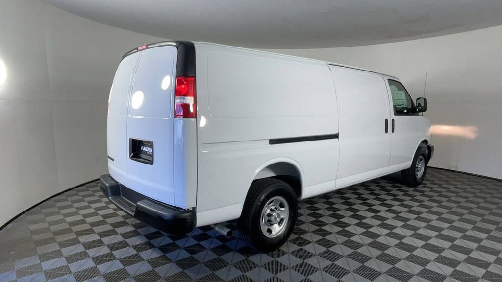New 2025 Chevrolet Express 2500 Extended w/ Driver Convenience Package image 4