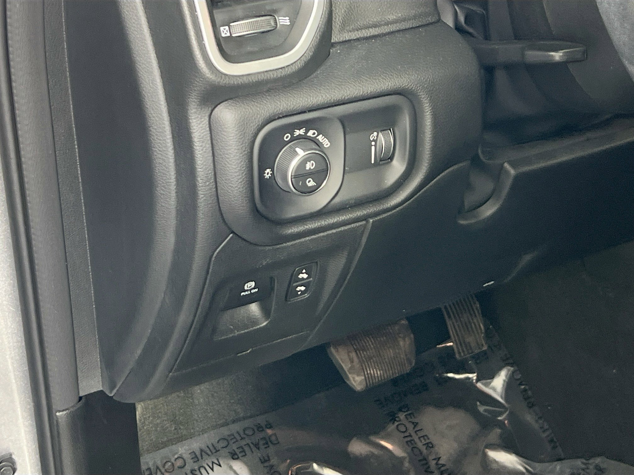 Used 2022 RAM 1500 Big Horn image 10