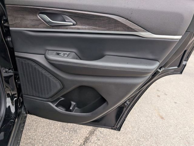 New 2026 Jeep Grand Cherokee Altitude RWD image 29