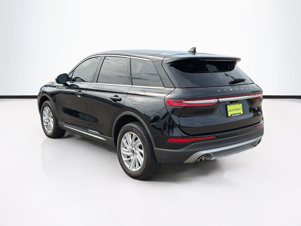 Used 2024 Lincoln Corsair AWD image 7