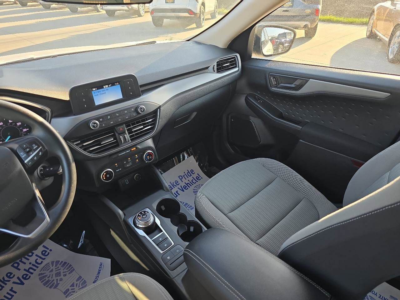 Used 2020 Ford Escape S AWD/4WD image 11