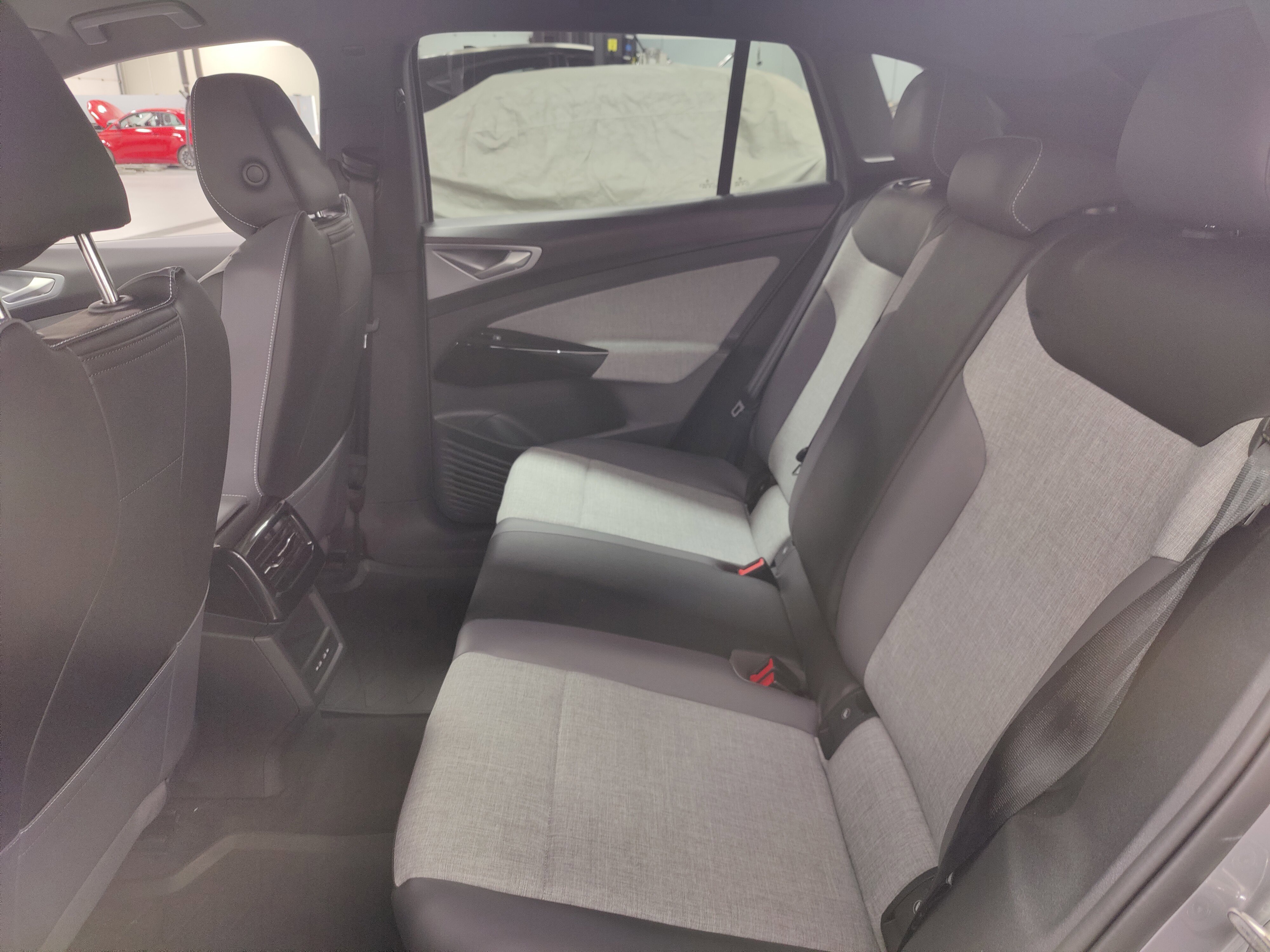 Used 2024 Volkswagen ID.4 2WD image 13