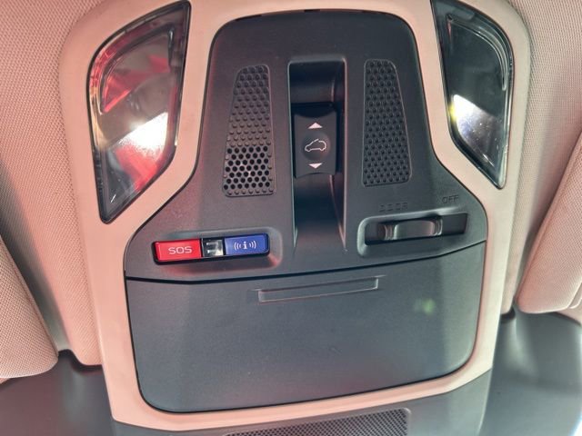 Used 2023 Subaru Outback Premium image 21