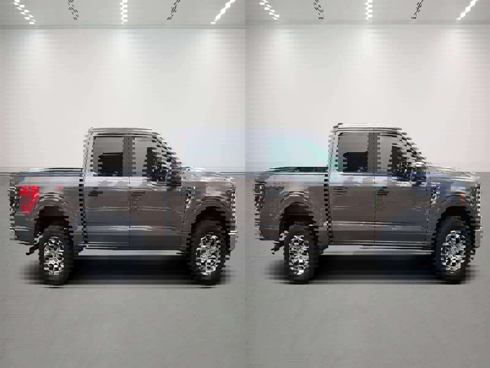 Used 2023 Ford F150 XLT image 6