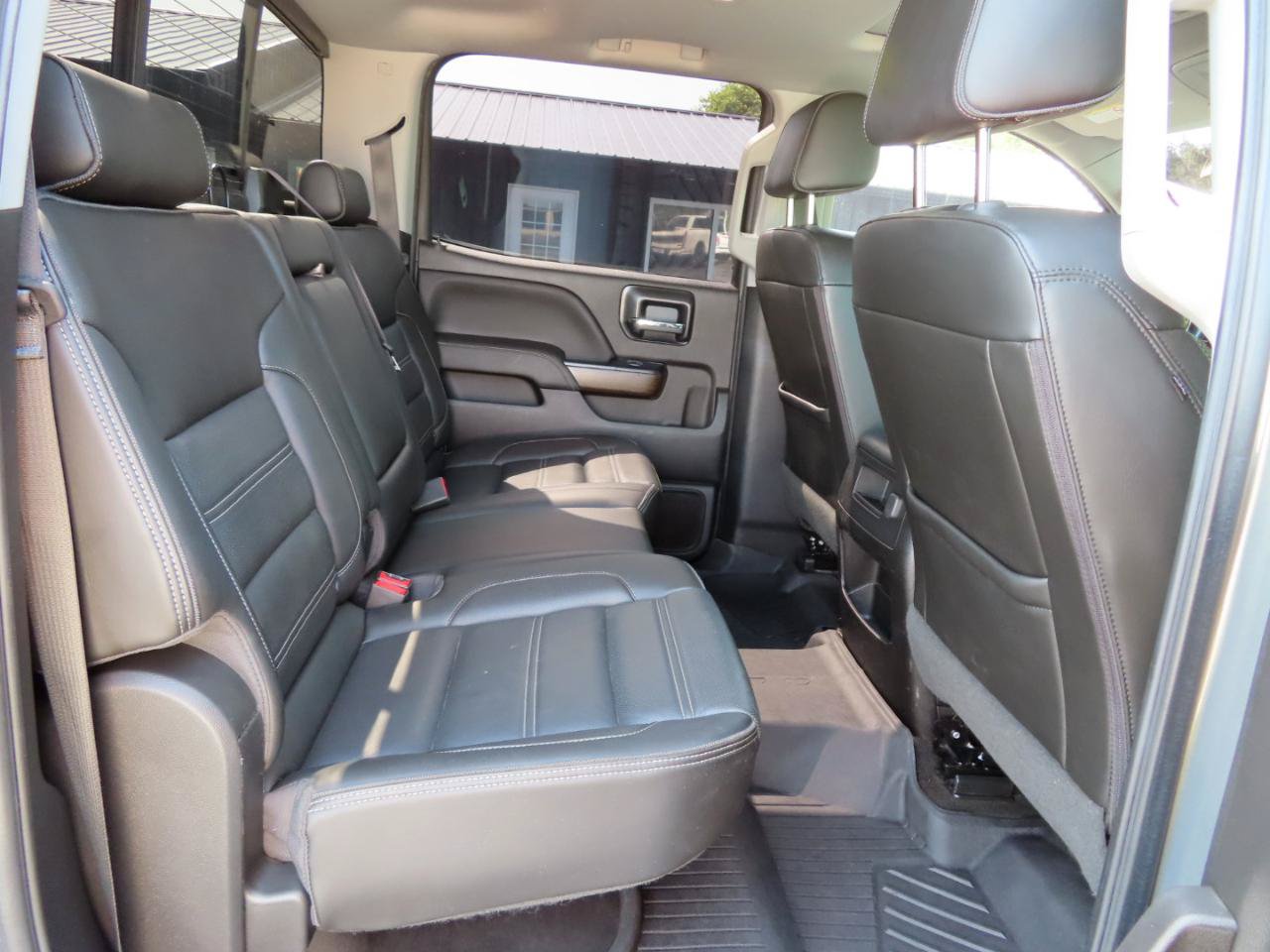 Used 2018 GMC Sierra 3500 Denali w/ Duramax Plus Package AWD/4WD image 48