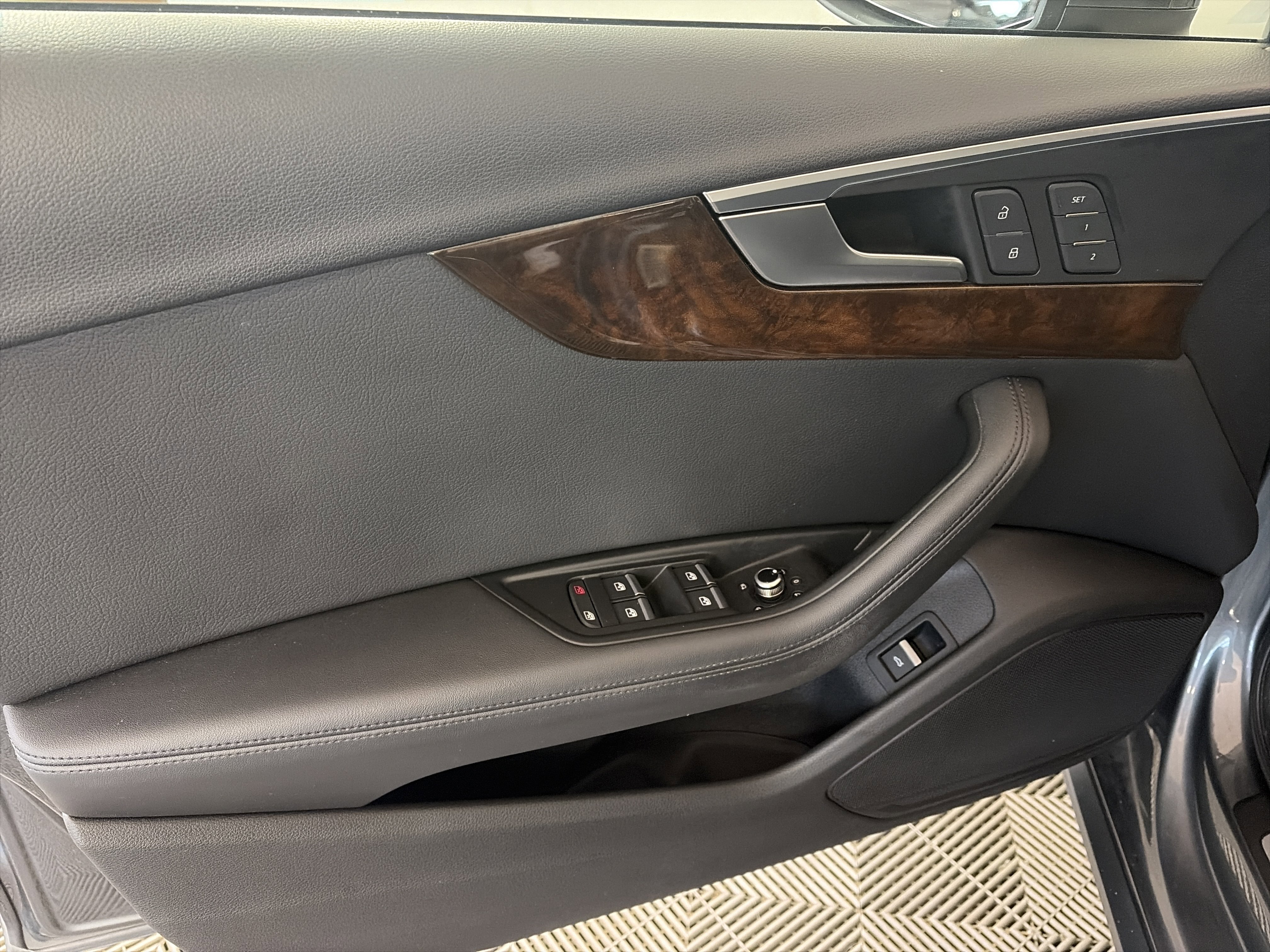 Used 2019 Audi A4 2.0T Premium Plus w/ Premium Plus Package image 13