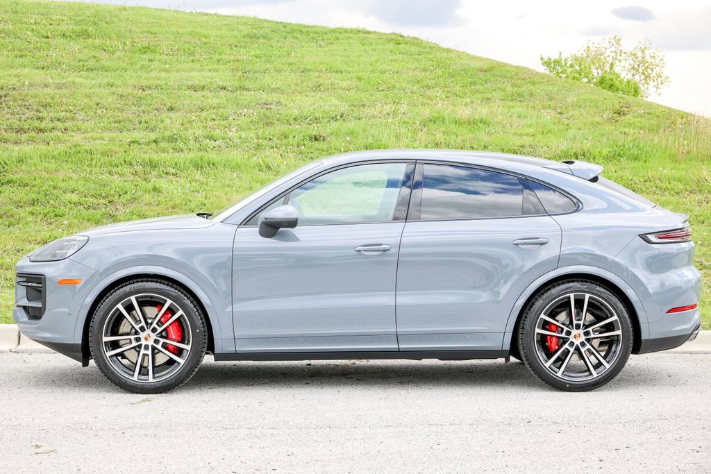 New 2026 Porsche Cayenne S AWD/4WD image 2