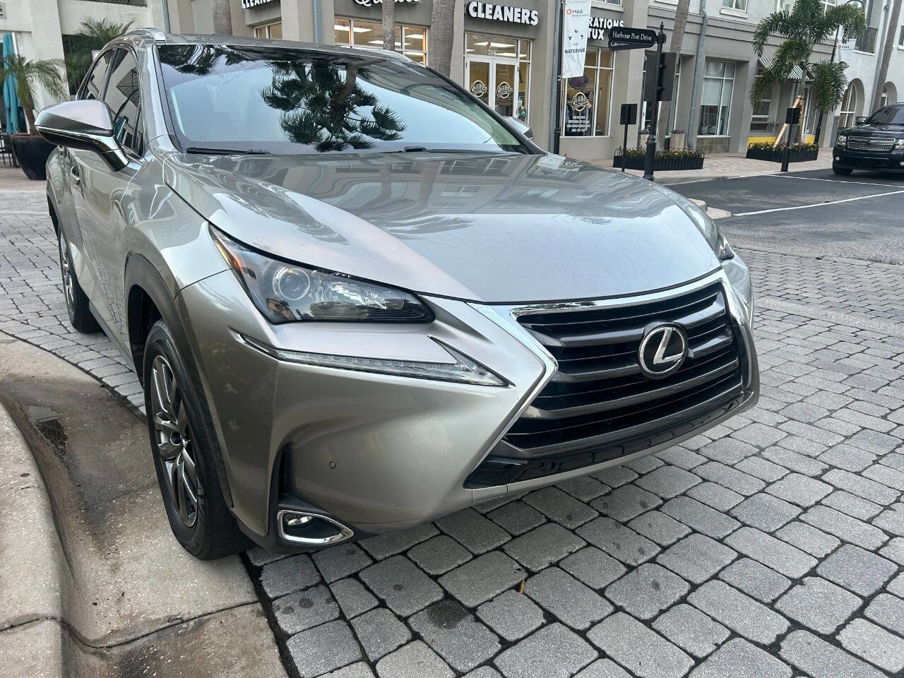 Used 2016 Lexus NX 200t FWD image 6