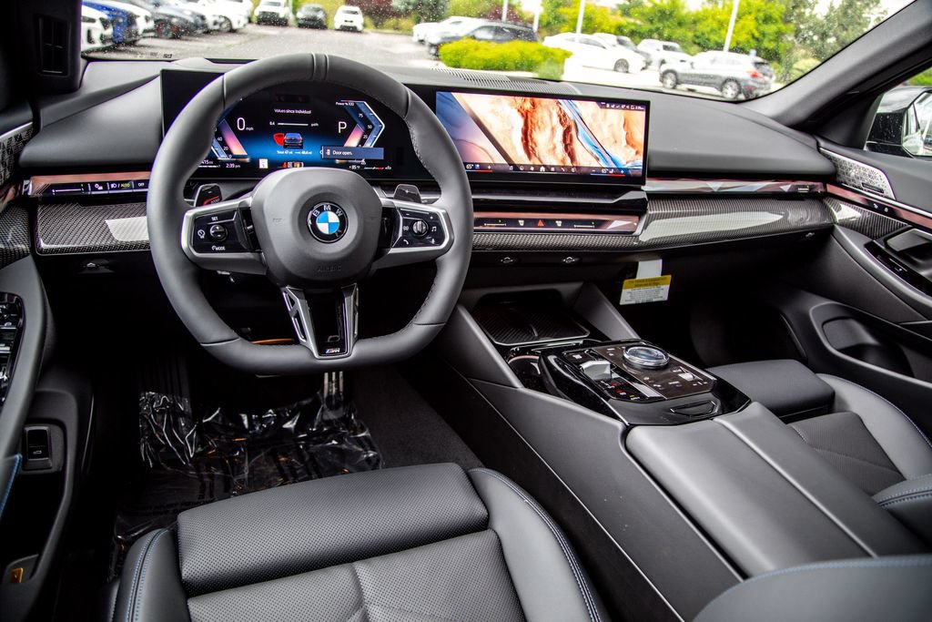 New 2026 BMW 540i xDrive w/ M Sport Package AWD/4WD image 9