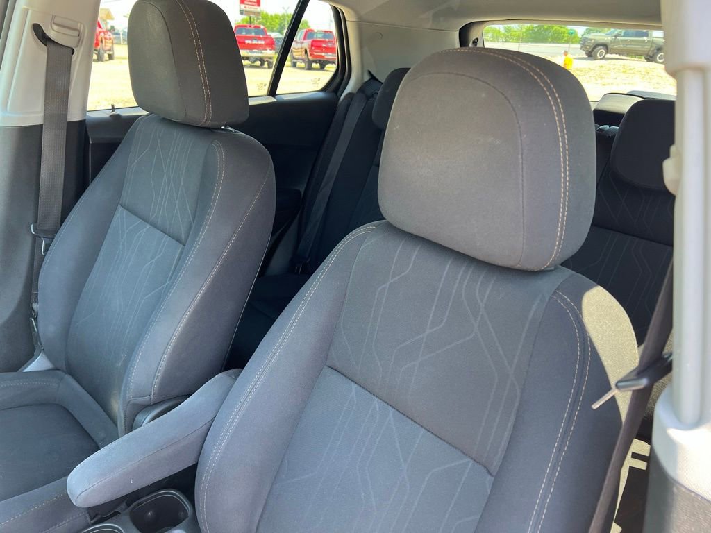 Used 2017 Chevrolet Trax LT AWD/4WD image 25