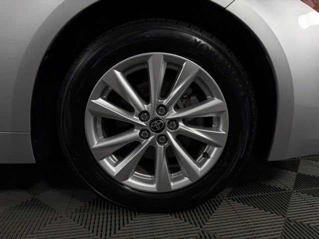 Used 2024 Toyota Corolla SE image 11