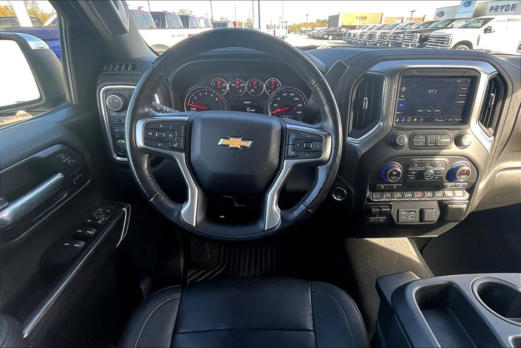 Used 2021 Chevrolet Silverado 1500 LTZ AWD/4WD image 5