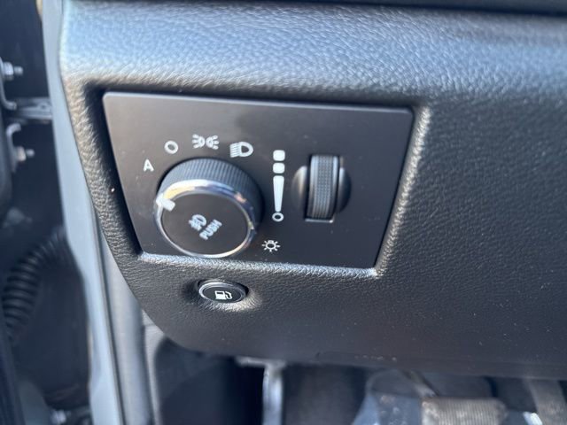 Certified 2022 Jeep Grand Cherokee Laredo X image 17